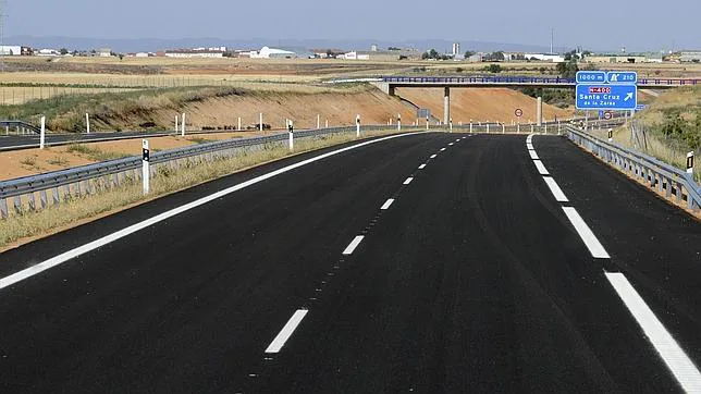 Inaugurado el tramo de la A-40 entre Villarrubia y Santa Cruz