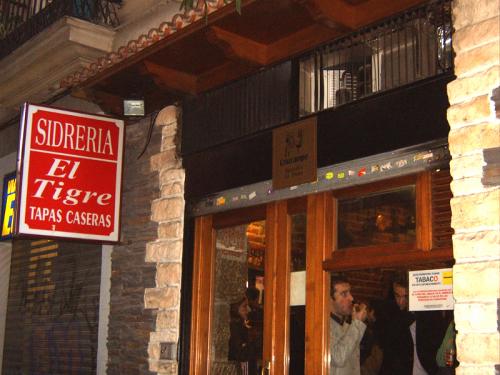 Diez sitios donde comer en Madrid por menos de diez euros
