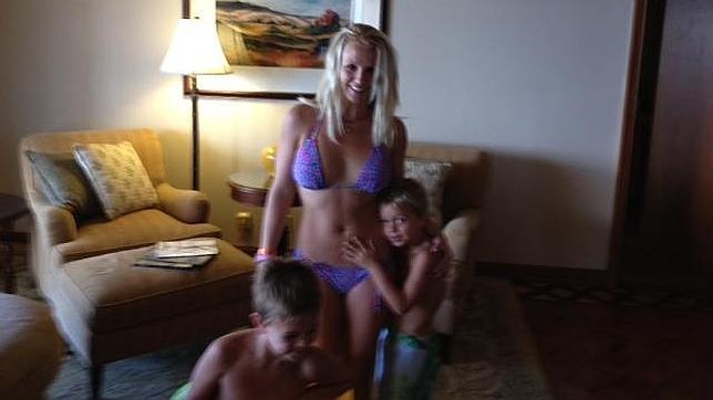 Britney Spears luce tipazo en Hawai