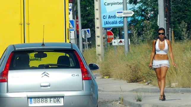 Las prostitutas de Barcelona se librarán de la multa si van a cursos de reinserción