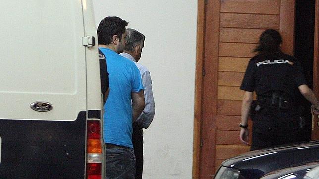 «Tenía pensado entregar el libro el día del Apóstol, el año que viene»