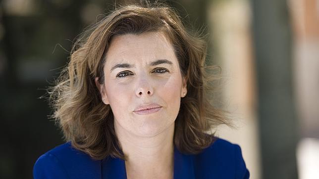 Sáenz de Santamaría: «Cuando llegué encontré un descontrol general en las cuentas públicas»