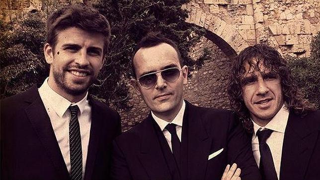 Gerard Piqué, Risto Mejide y Pujol cuentan en Twitter la boda de Iniesta