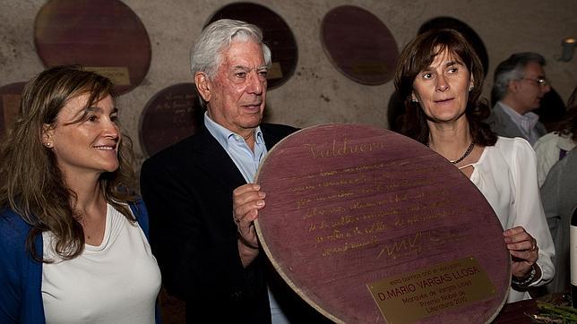 Vargas Llosa defiende la tradición vitivinícola como «columna vertebral» de la cultura occidental