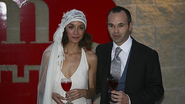 #EnlabodadeIniesta no se celebrará: el futbolista desmiente su boda por el rito maya