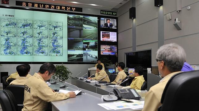 El tifón Khanun amenaza el sur de Japón