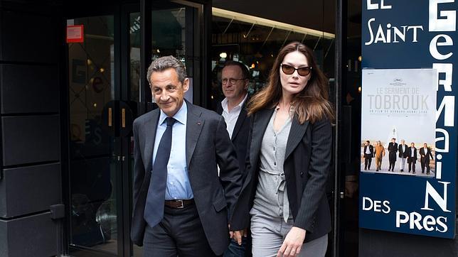 Sarkozy habría pedido «pequeños favores sexuales» a cambio de subvenciones
