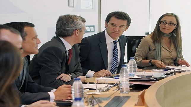 Feijóo: «Creo que ya no podemos pedir más a los funcionarios»