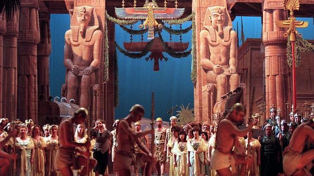 Convocan una huelga en el Liceo para la última función de «Aida» y para octubre