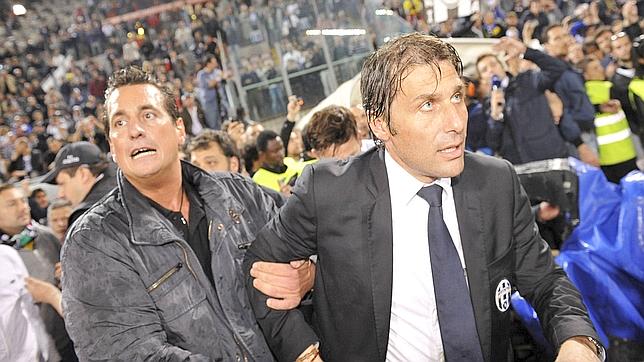 Conte será juzgados por el caso de las apuestas