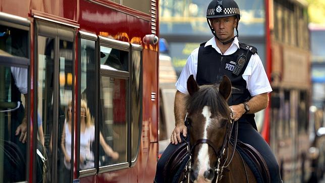 Así preparan a los agentes de seguridad de los Juegos de Londres: «¿Cuál es agua y cuál es vodka?»