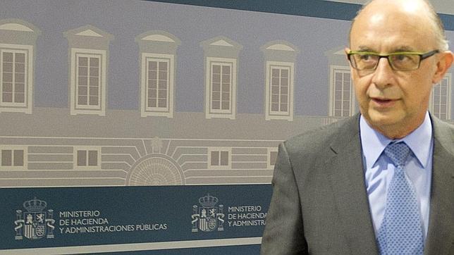El Gobierno fija objetivo de deuda para las autonomías del 15,1% del PIB en 2012