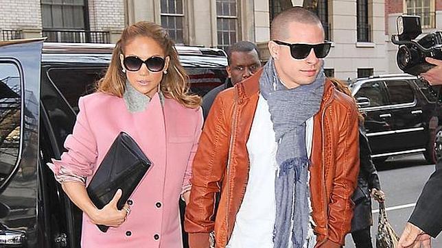 El novio de Jennifer Lopez, «pillado» en un show erótico homosexual