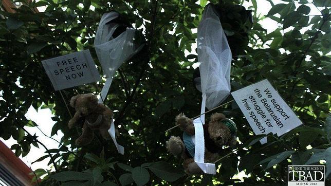 Despiden a altos cargos de Defensa en Bielorrusia tras la «broma de los ositos de peluche»