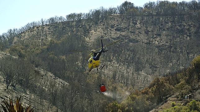 La Guardia Civil toma declaración a varias personas por el incendio de La Gomera