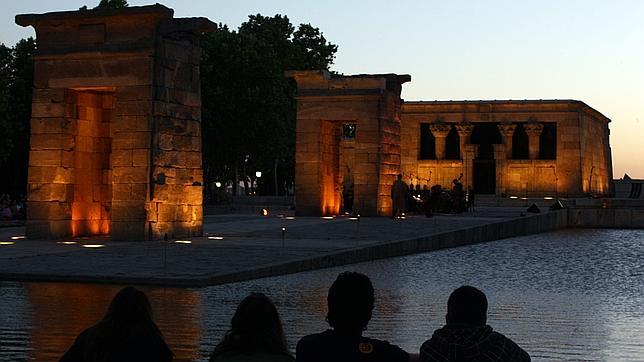 Un escudo para el Templo de Debod