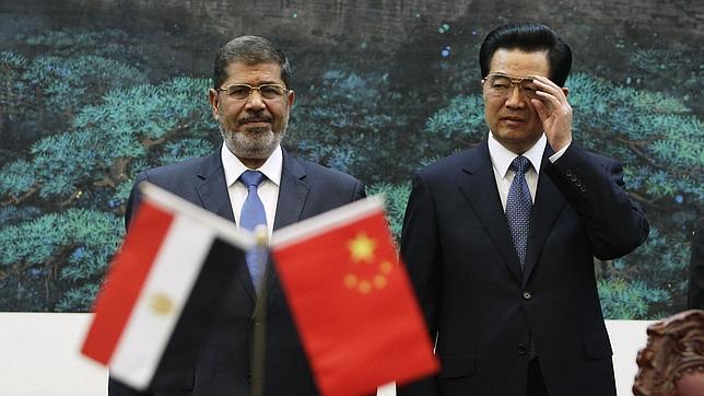 Mursi escenifica en China la nueva política exterior egipcia