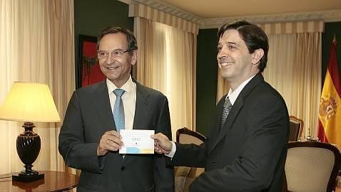Canarias no pedirá el rescate hasta no saber las condiciones