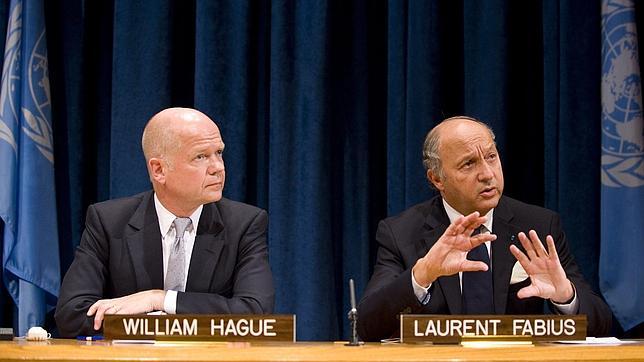 Francia ayudará a las zonas controladas por los rebeldes en Siria para que se autogobiernen