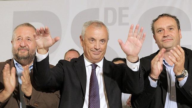 Elecciones gallegas 2012: Vázquez recuerda a sus enemigos: «sigo estando aquí»