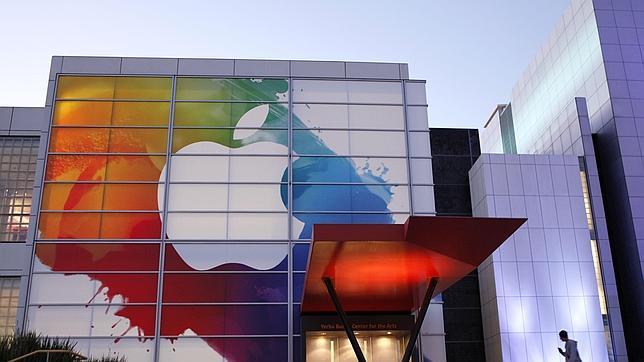 Piratas informáticos publican 1 millón de datos personales de usuarios de Apple