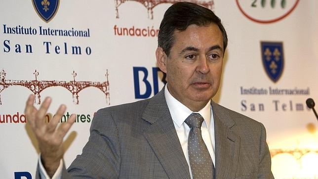 Los economistas creen que España se decidirá finalmente a pedir la ayuda