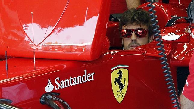 El Santander amplía su patrocinio en Ferrari hasta 2017