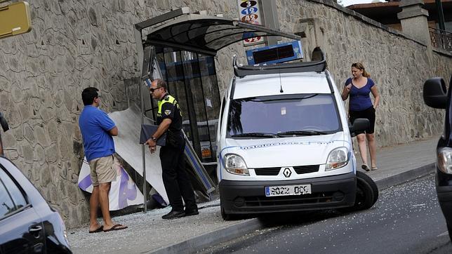 Da positivo tras arrollar con su coche a varias personas en una parada de autobús