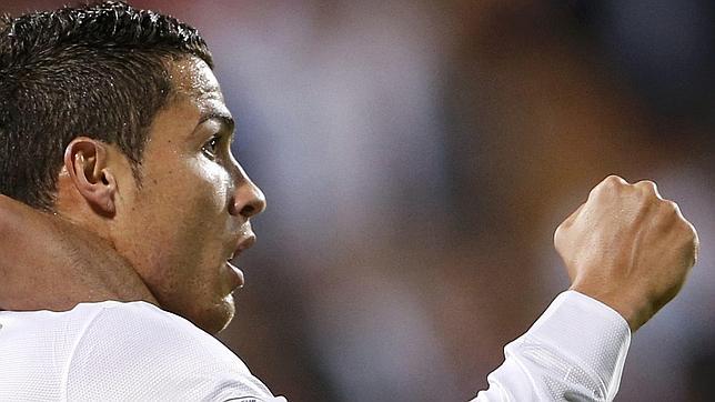 Limitar el salario a los futbolistas, una misión imposible