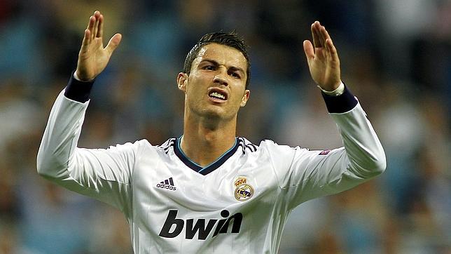 Silva desbanca a Cristiano Ronaldo de la lista de los 10 jugadores mejor pagados