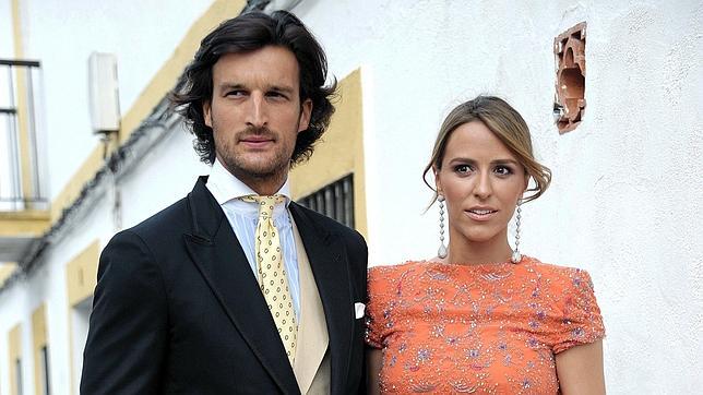 Los duques de Feria tendrán un niño y una niña