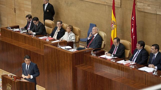 IU cree que González no está «legitimado» para gobernar y pide elecciones