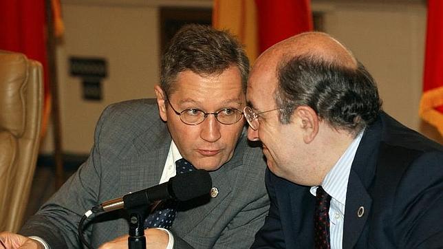 España debería firmar otro memorándum si usa el rescate bancario para comprar deuda