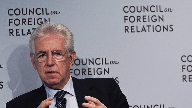 Monti no descarta ahora seguir al frente del gobierno italiano tras las elecciones