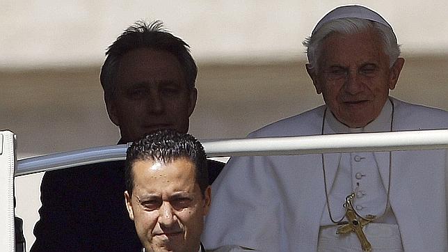 El mayordomo del Papa, impasible en el juicio más mediático del Vaticano