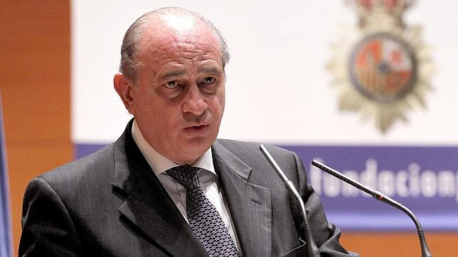 Fernández Díaz anuncia un protocolo para la destrucción de droga incautada