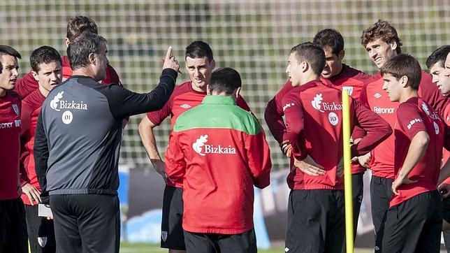 La bronca de Bielsa tras perder las finales de Copa y Europa League