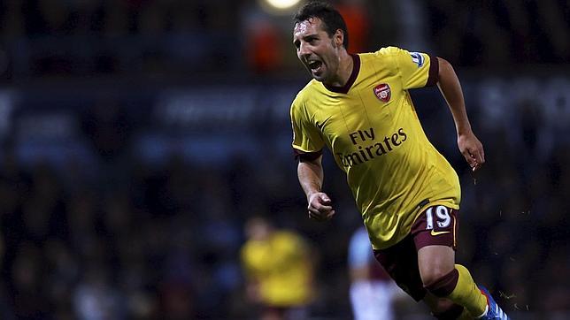 Cazorla marca en la remontada del Arsenal al West Ham