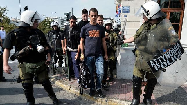 Merkel llega a Atenas entre fuertes medidas de seguridad