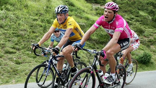 El manager de Ullrich: «Armstrong parecía sobrehumano ¿Teníamos elección?»