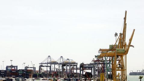 El puerto de Valencia se sitúa como el quinto a nivel mundial en tráfico de contenedores