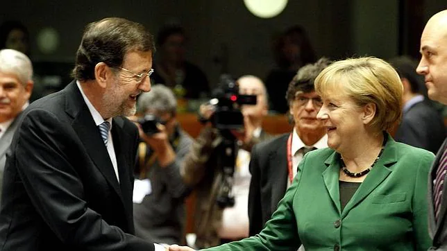Merkel asegura que no habrá «recapitalización directa retroactiva» de los bancos españoles