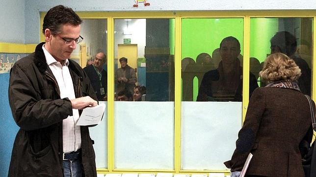 Elecciones vascas 2012: Basagoiti: «Aquel que no vote debe saber que otros lo harán por él»