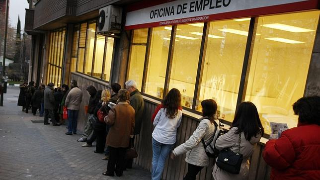 ¿Estamos más cerca de alcanzar los seis millones de parados?