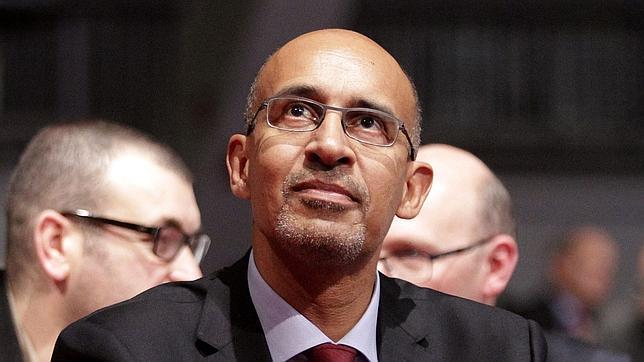 Los socialistas franceses eligen líder en plena crisis de identidad