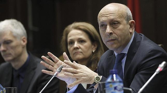 El PSOE pide hoy la reprobación de Wert en el Congreso de los Diputados