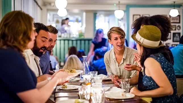 Perritos calientes con champán y otros diez inventos del Londres más «cool»