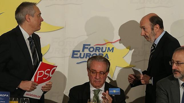 Rubalcaba pisará Cataluña durante la campaña, pero poco