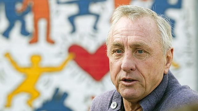 Cruyff dice que apostar por la cantera «es mucho más rentable»