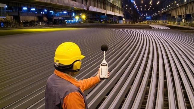 Moody's rebaja a «bono basura» el «rating» del gigante del acero ArcelorMittal